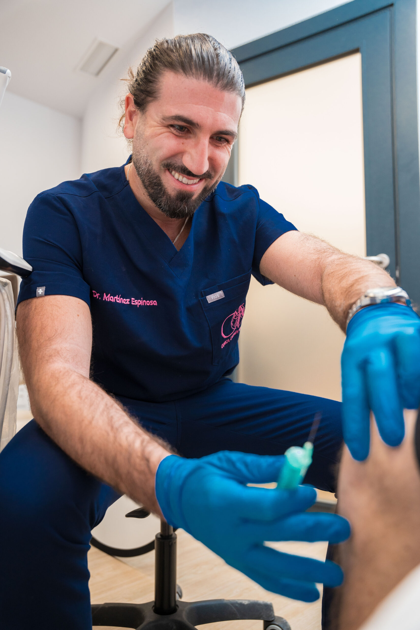 CONSULTA TRAUMATOLOGIA EN ADRA CON MIGUEL MARTINEZ CLINICA CARMEN MALDONADO